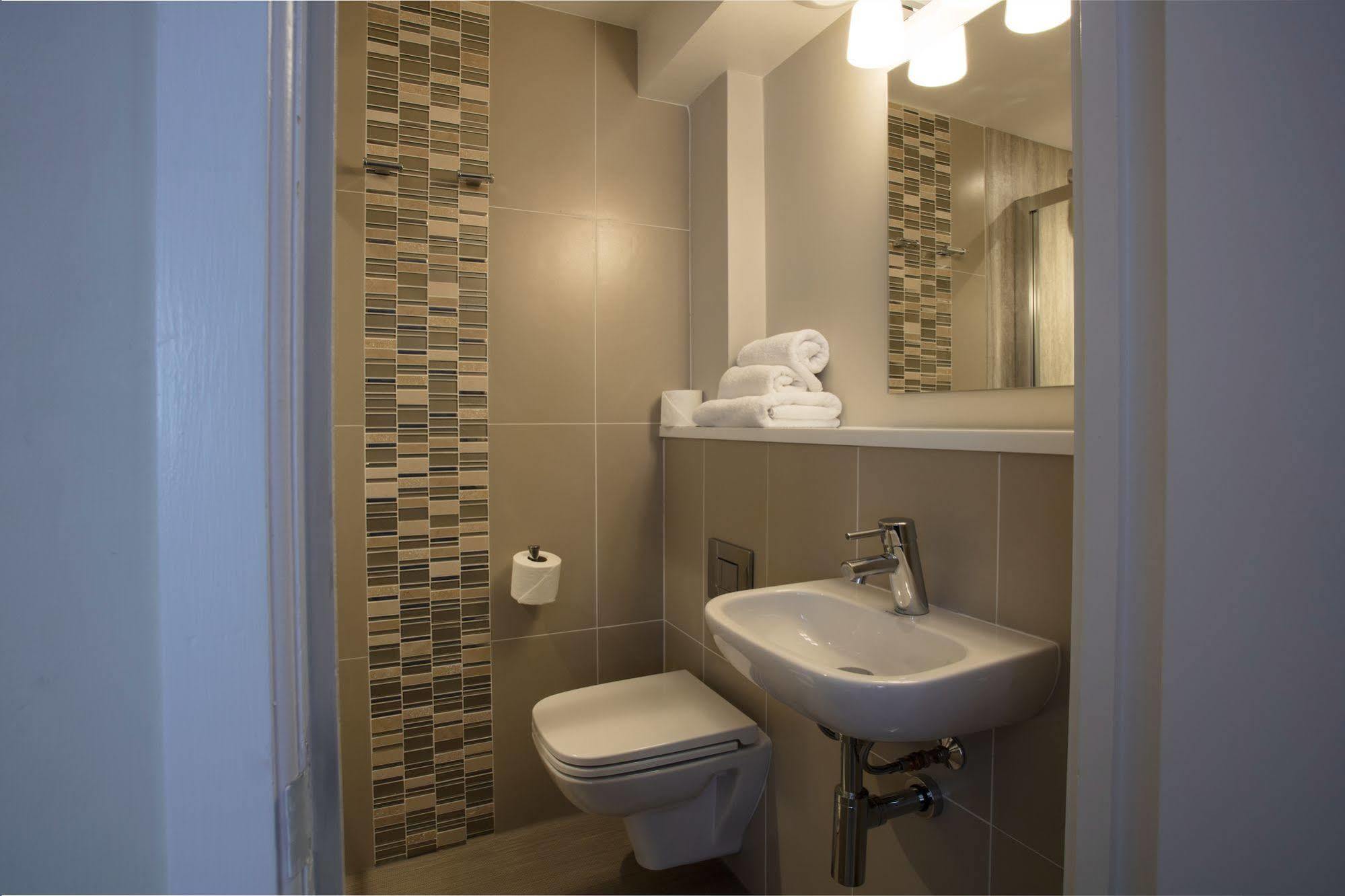 Brighton House Bed & Breakfast Екстериор снимка